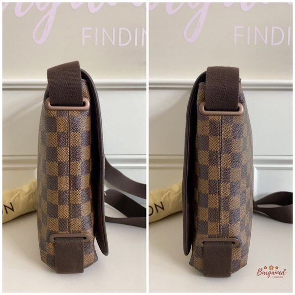 Authentic Louis Vuitton Damier Ebene Coated Canvas Brooklyn PM Crossbody Bag - Picture 7 of 14